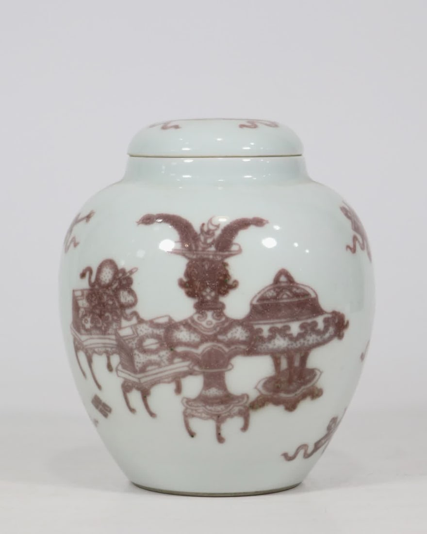 A glazed red Bo ancient map eight treasure tea jar made in the Qing Yongzheng era: Qing Yongzheng year glazed red Bogutu eight treasure tea jars SIZE: H: 13.6cm Belly diameter 11cm (The Dimensions Of All Batches Are Manually Measured.If You Need More Detailed Information, Please Con