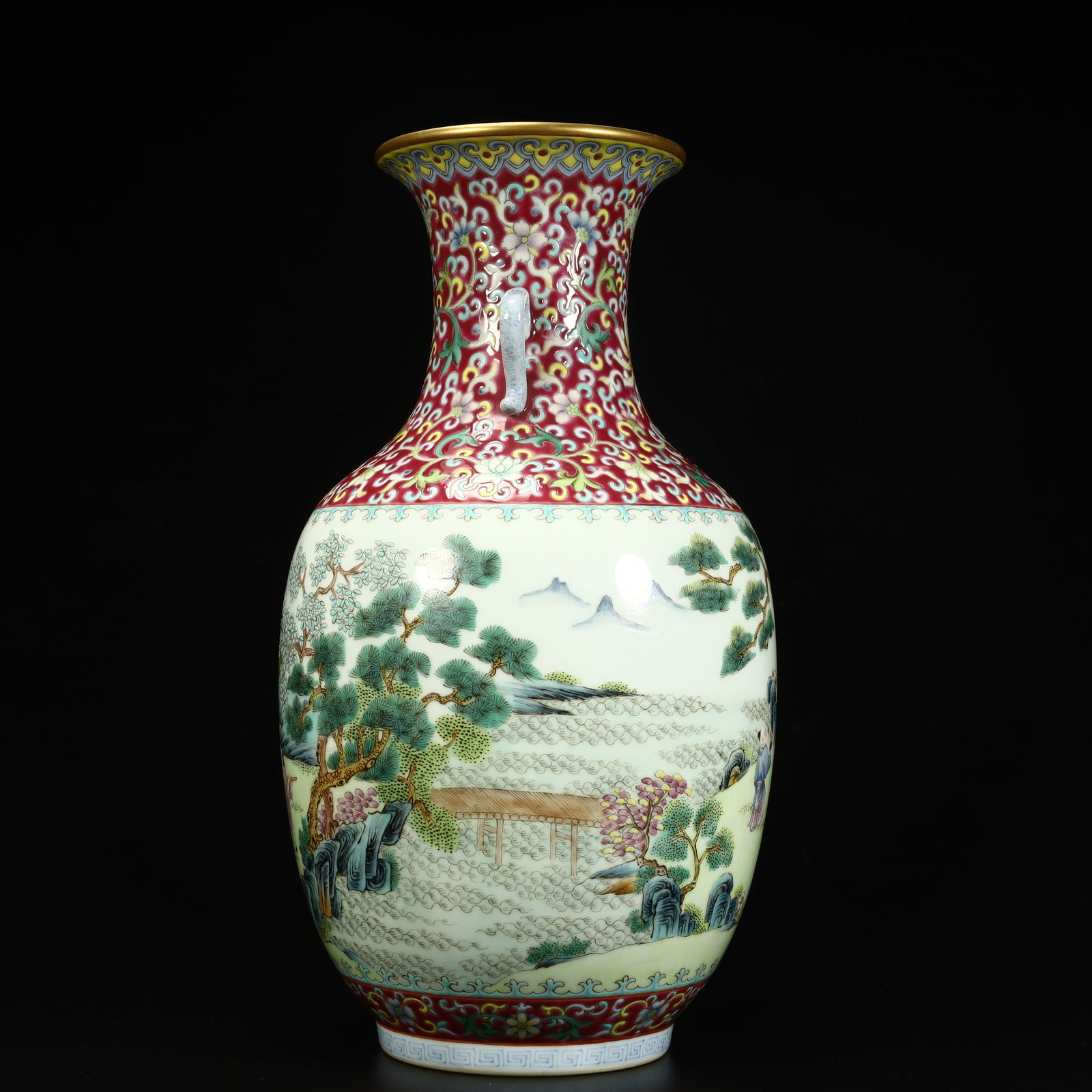 A Qianlong pastel amphora - 3
