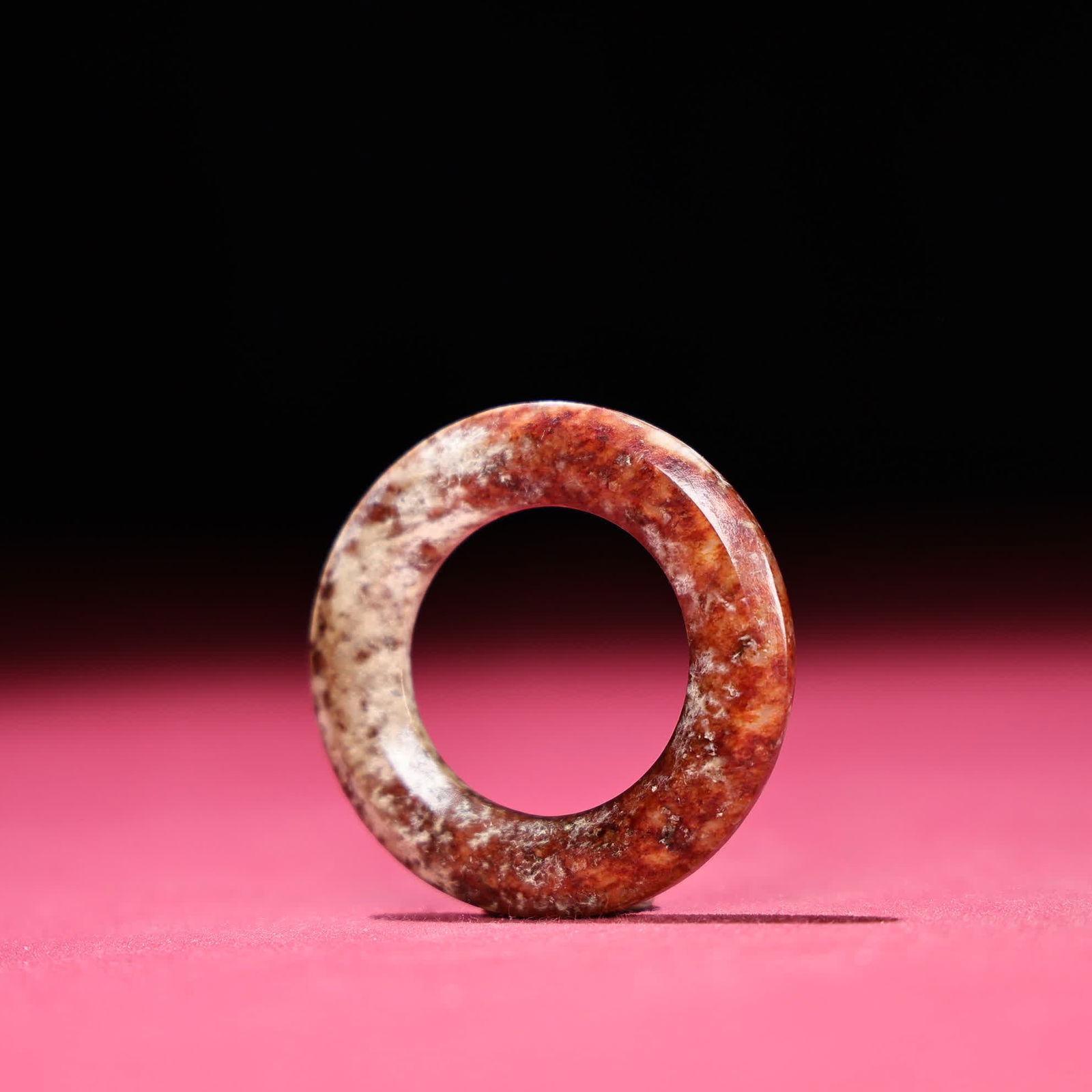 A Han Dynasty jade ring - 5