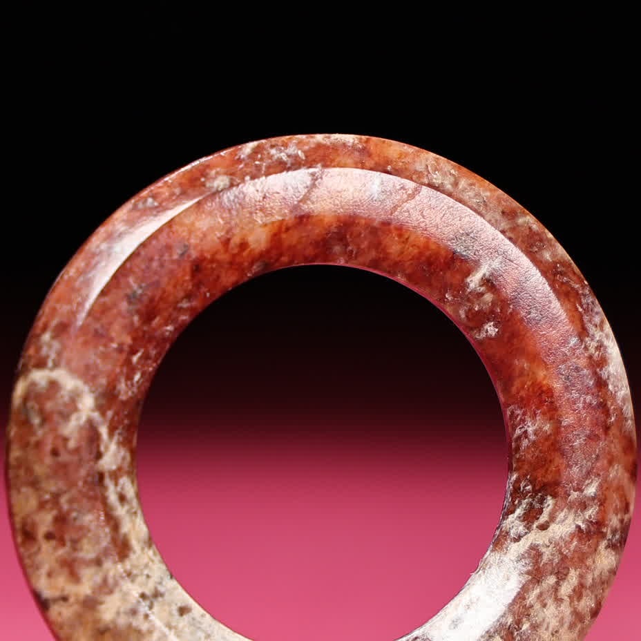 A Han Dynasty jade ring - 8