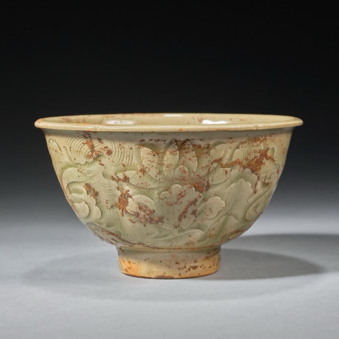 A Northern Song Dynasty Yaozhou kiln flower cup (1 of 8)