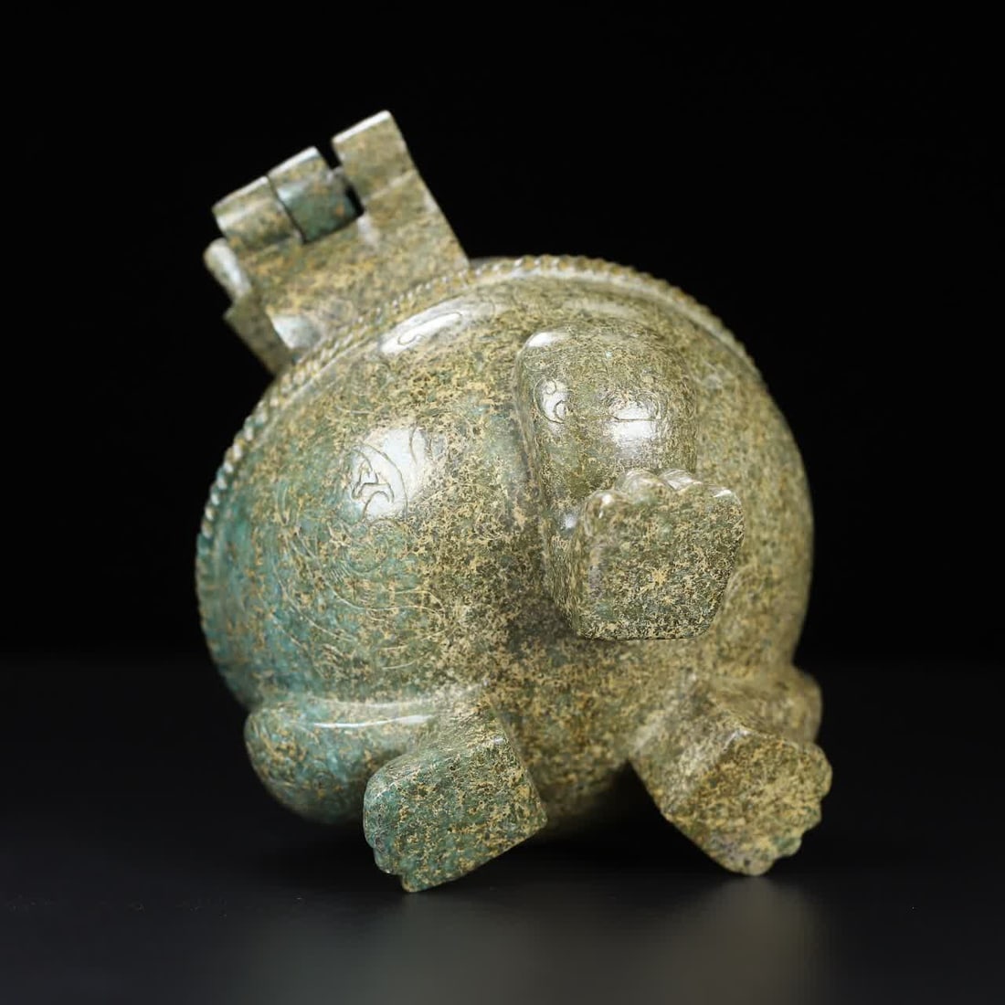 A Han Dynasty jade lamp - 10