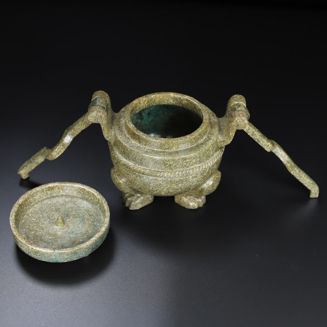 A Han Dynasty jade lamp - 5
