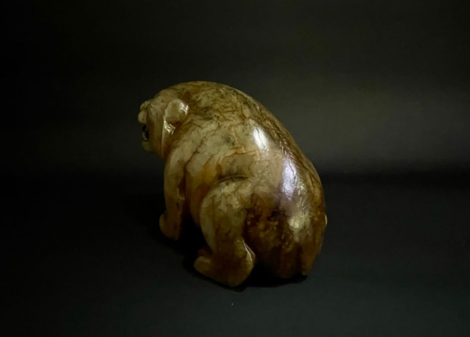 A Han Dynasty Hetian jade bear - 2