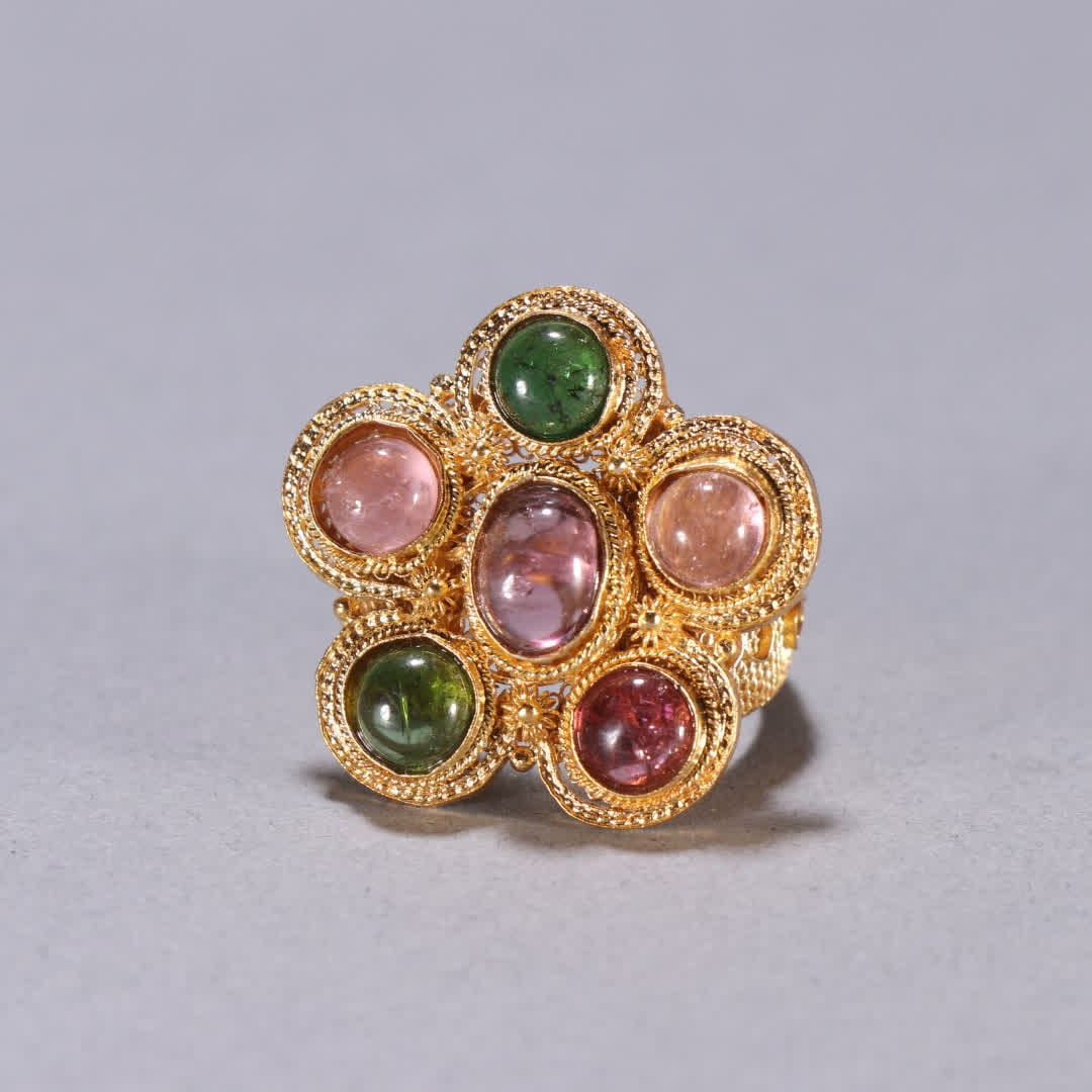 A Qing Dynasty silver-gilt tourmaline pattern ring - 7
