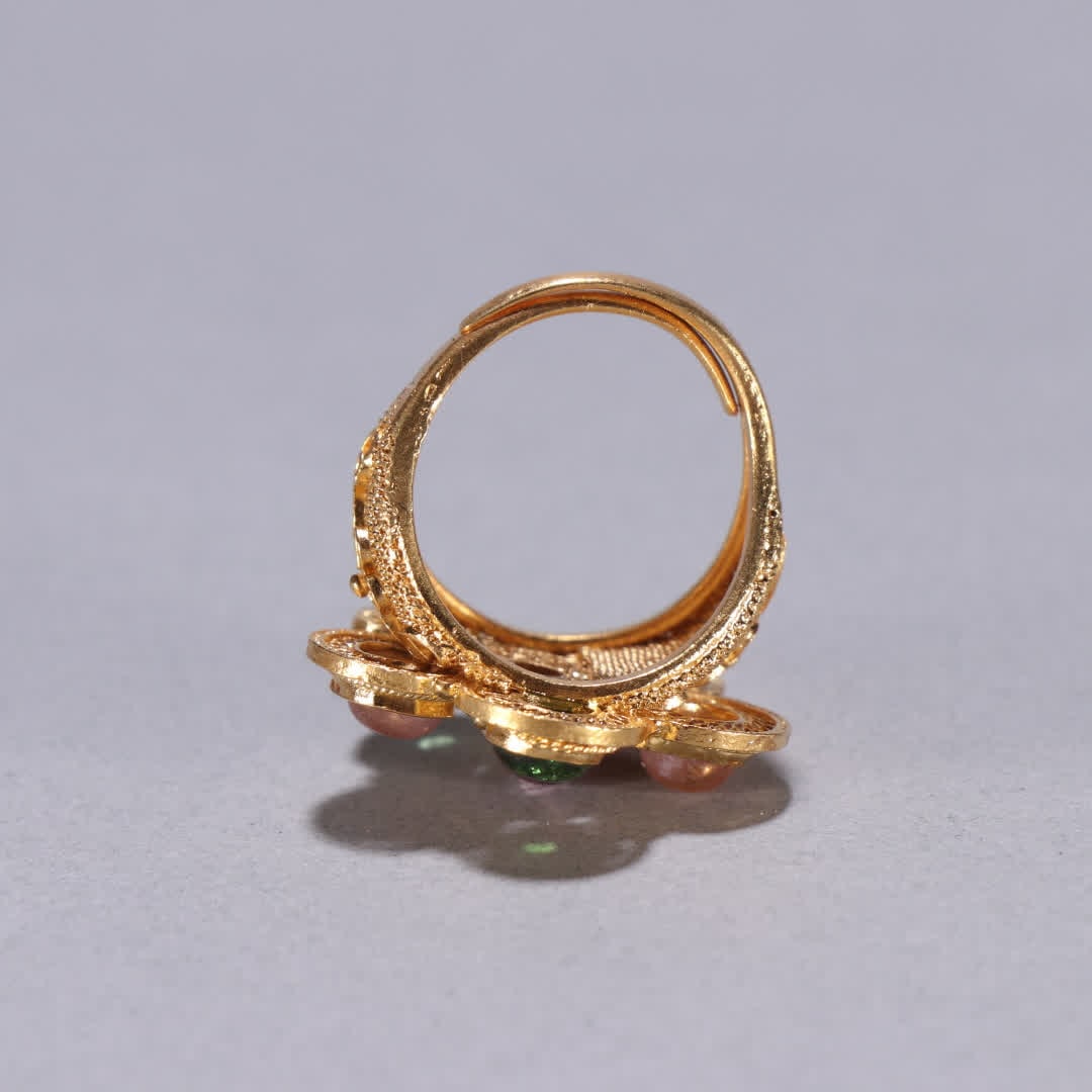 A Qing Dynasty silver-gilt tourmaline pattern ring - 8
