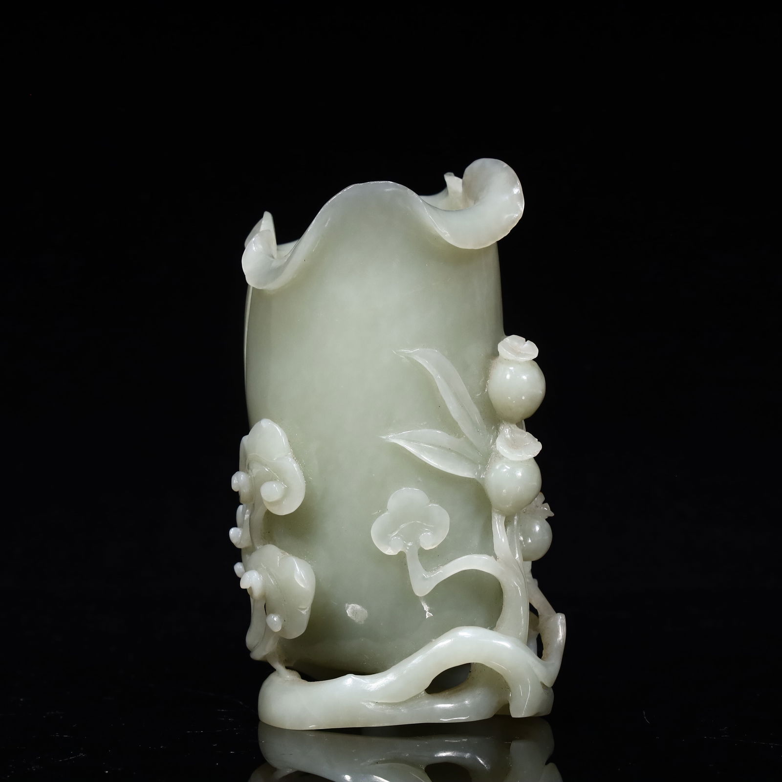 A Hetian jade cup - 2