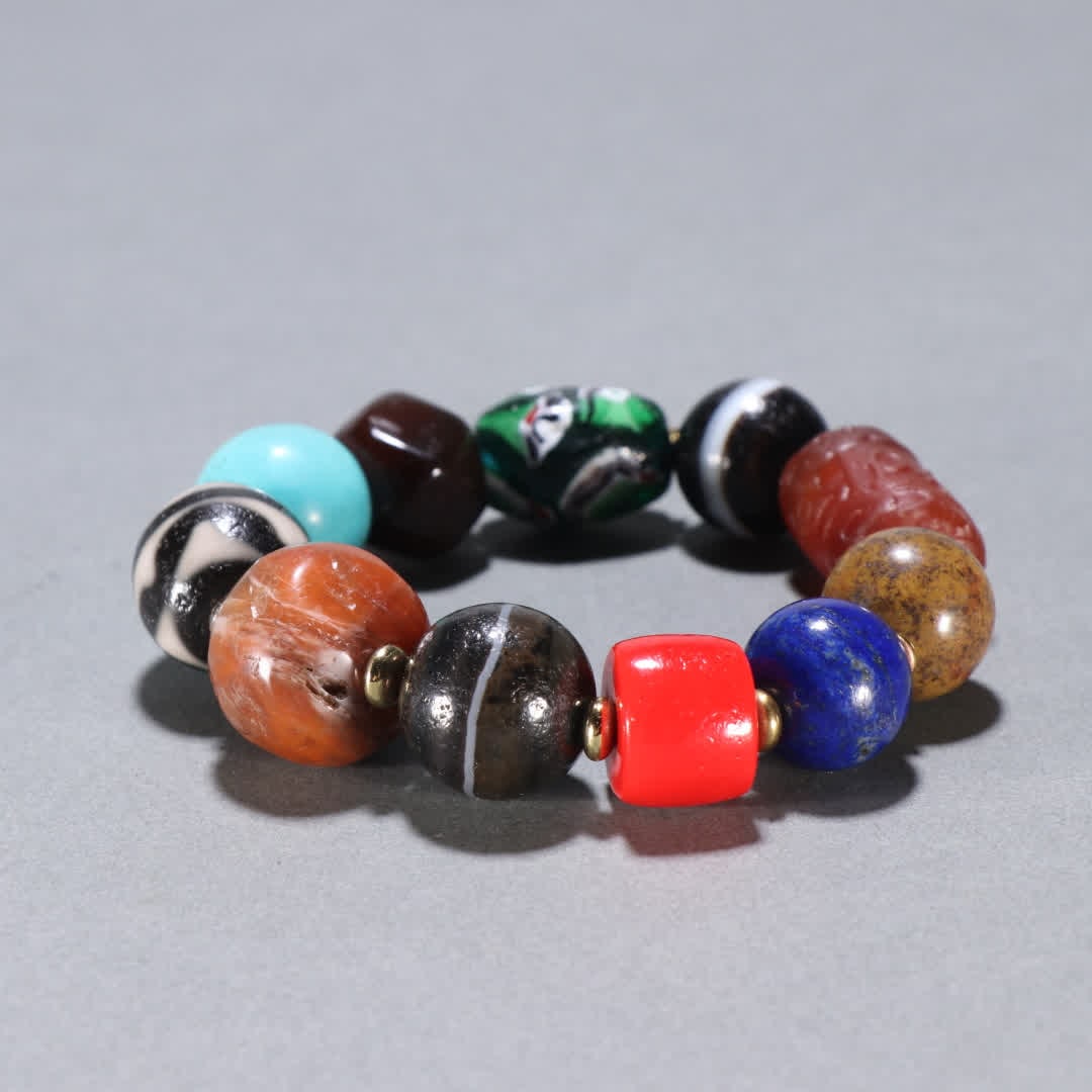 A Qing Dynasty multi-treasure bracelet - 7