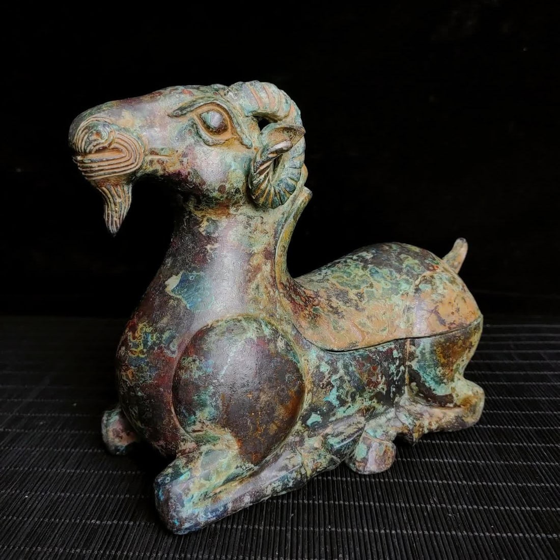 A war bronze sheep statue - 2