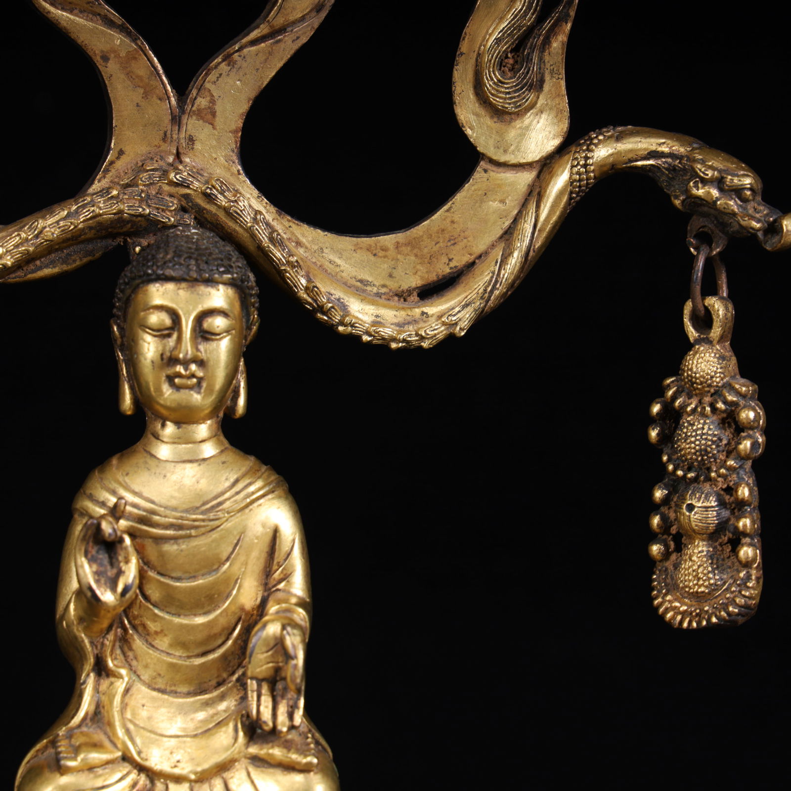 A bronze gilt Buddha - 2