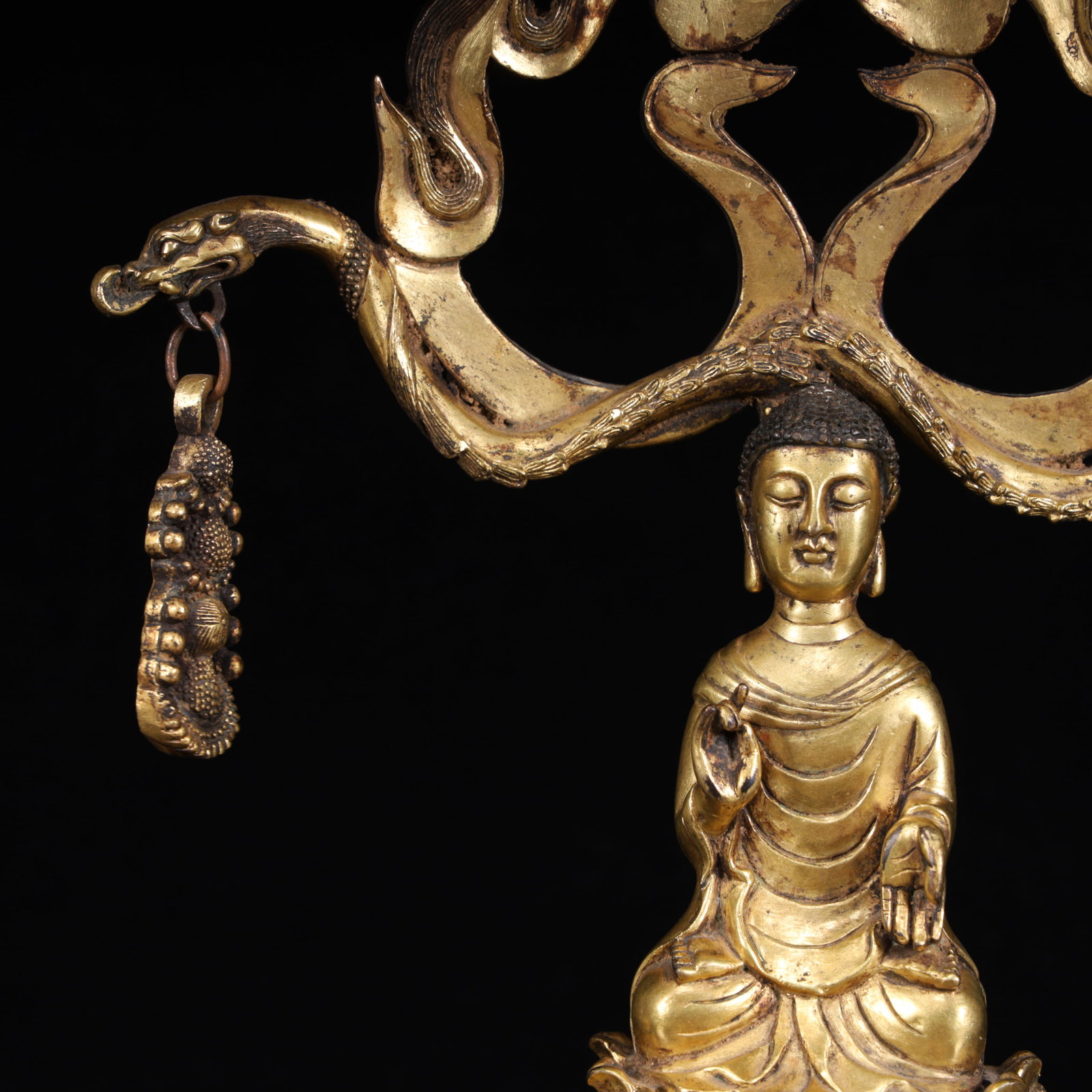 A bronze gilt Buddha - 3