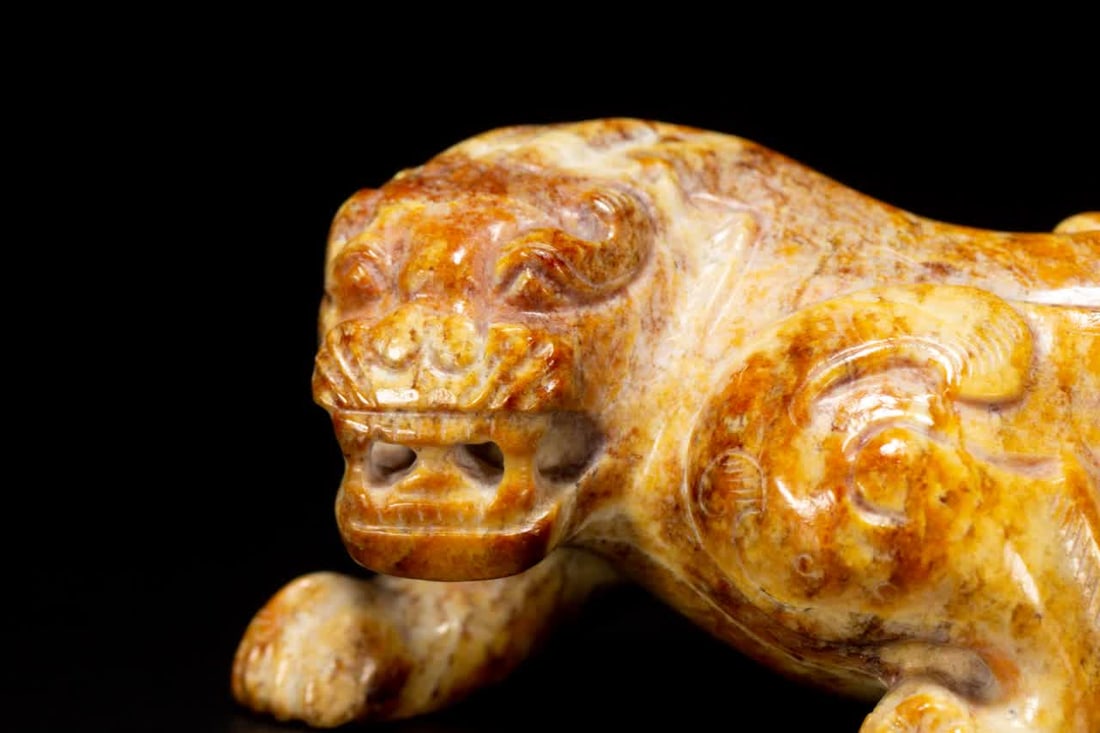 An ancient jade beast - 2