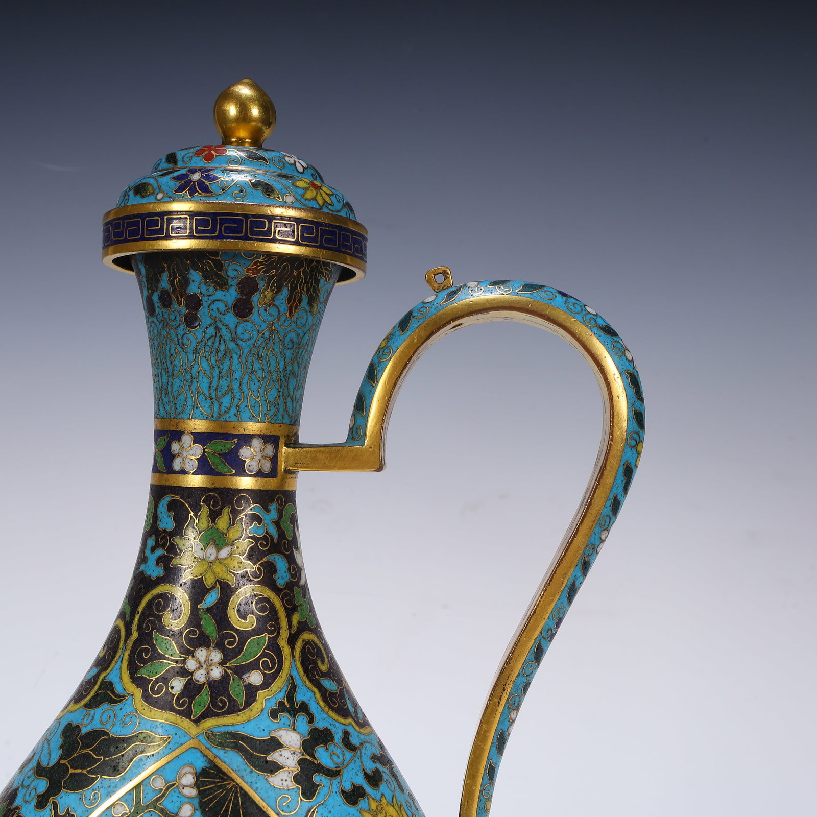 A cloisonné pot - 2