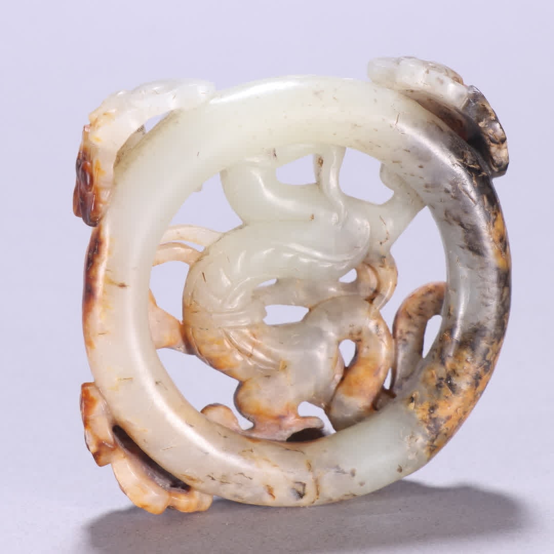 An ancient jade dragon pattern - 5