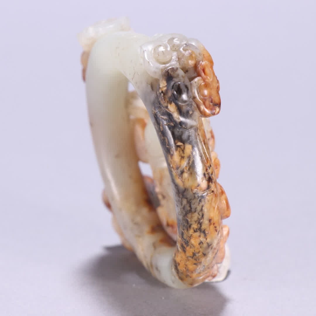 An ancient jade dragon pattern - 7