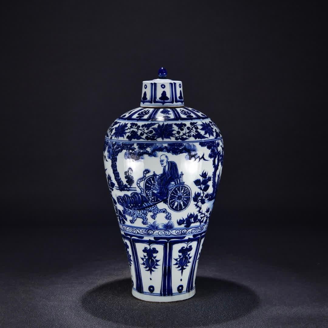 A Yuan Dynasty blue and white figure "Guiguzi Descending the Mountain" picture plum bottle: Yuan Dynasty blue and white figure "Guiguzi Descending the Mountain" picture plum bottle SIZE: H:49cm W:24cm (The Dimensions Of All Batches Are Manually Measured.If You Need More Detailed Information,