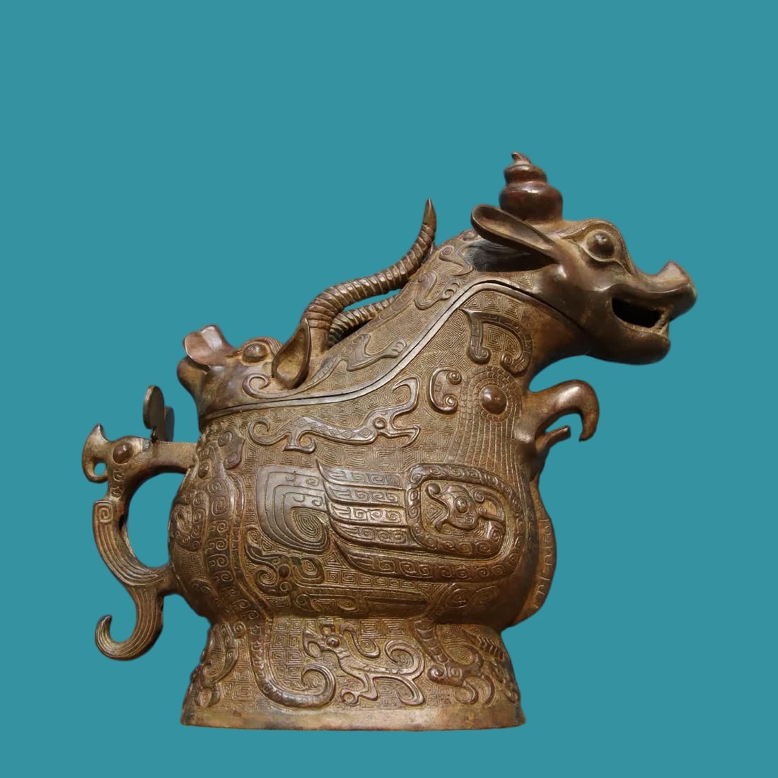 A bronze cup - 3