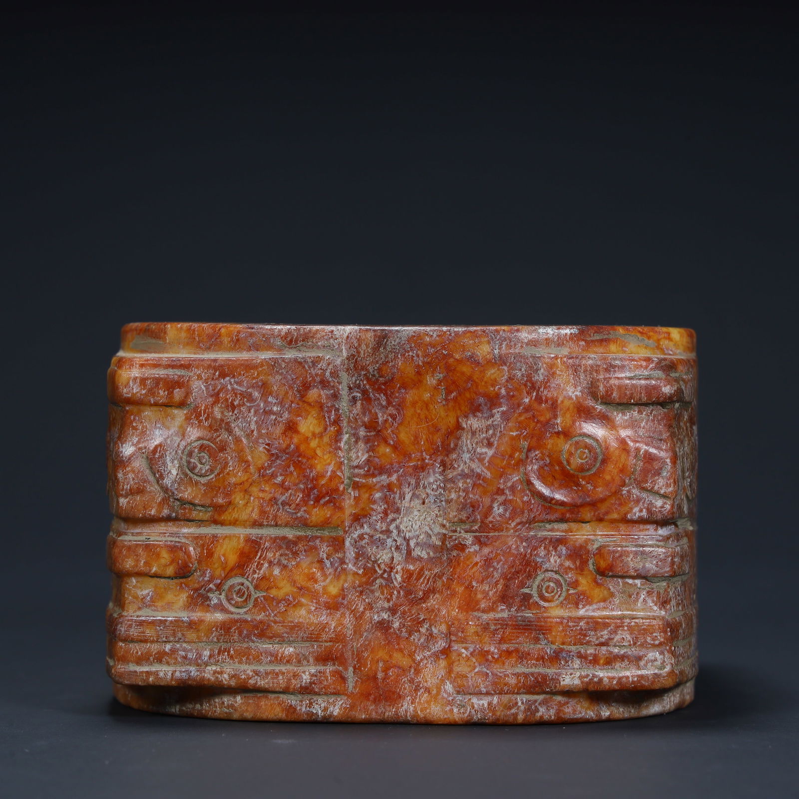 A piece of Liangzhu cultural jade.: Liangzhu culture jade. H:6.2cm L:9.9cm W:9.9cm W:778.2g (The Dimensions Of All Batches Are Manually Measured.If You Need More Detailed Information, Please Contact Our Customer Service Before