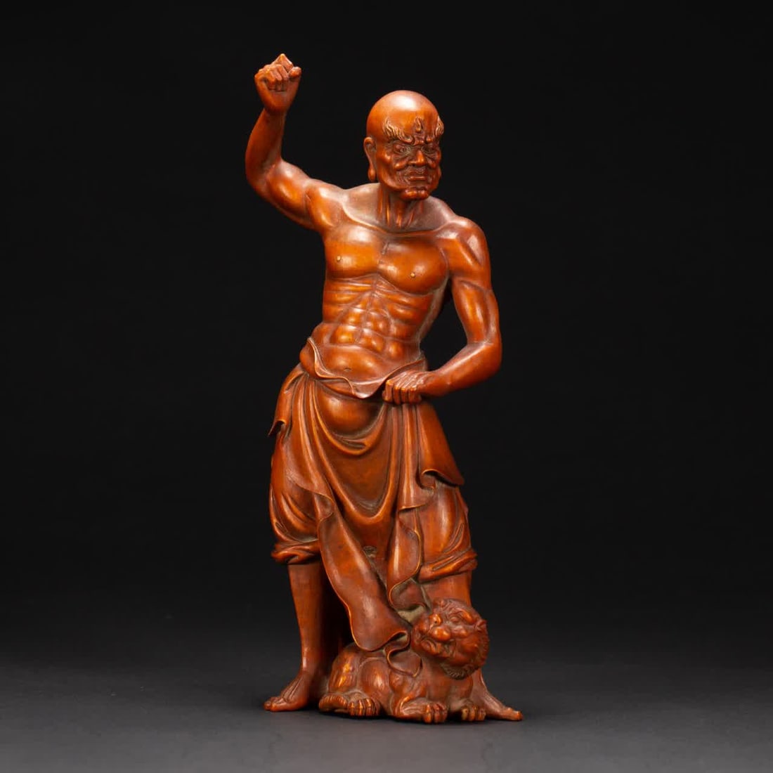 A Qing Dynasty boxwood figure: Qing Dynasty boxwood figures SIZE: L:9.5cm W:7cm H:21cm (The Dimensions Of All Batches Are Manually Measured.If You Need More Detailed Information, Please Contact Our Customer Service Before