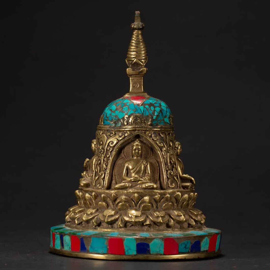A Tibetan turquoise stupa from the Qing Dynasty: Tibetan turquoise stupa in the Qing Dynasty SIZE: L:11.5cm W:11.5cm H:16cm (The Dimensions Of All Batches Are Manually Measured.If You Need More Detailed Information, Please Contact Our Customer