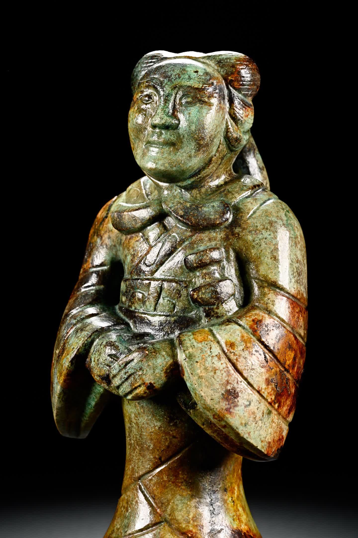 A Han Dynasty jade man - 6