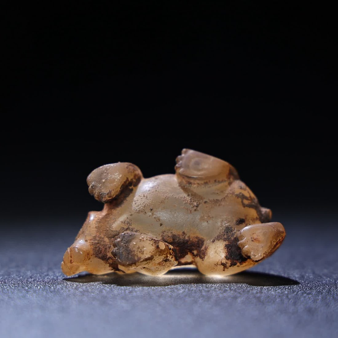 A Han Dynasty crystal bear - 7