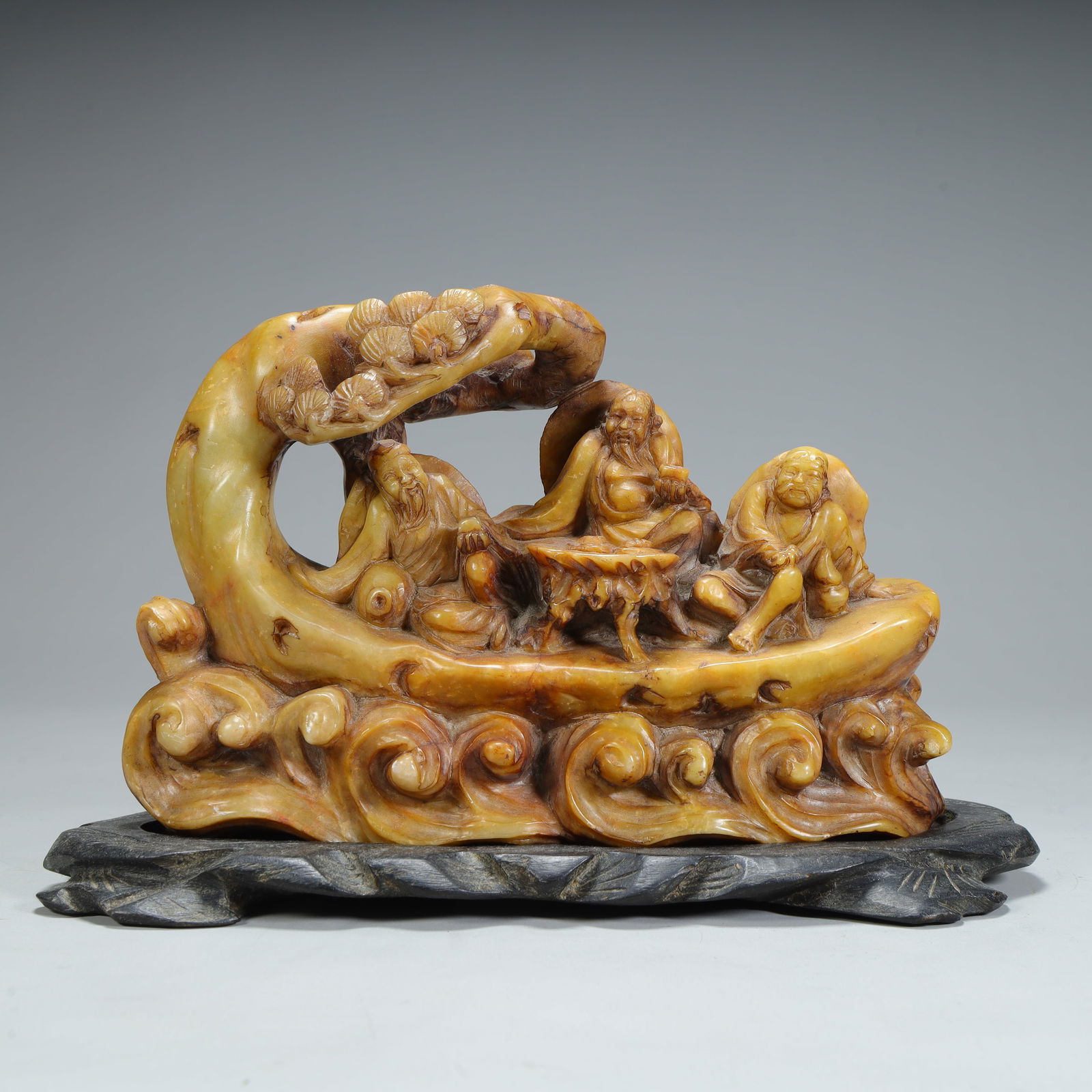 A Qing Dynasty Shoushan stone figure ornament: Qing Dynasty Shoushan stone figure ornaments SIZE: H:13cm L:21cm W:7cm W:1475g (The Dimensions Of All Batches Are Manually Measured.If You Need More Detailed Information, Please Contact Our Customer S