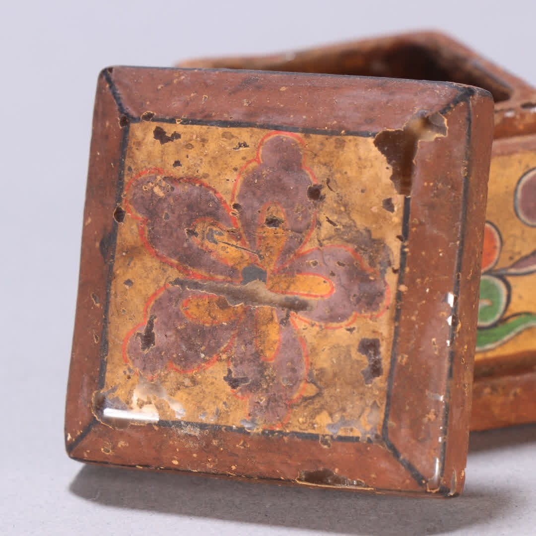 A crystal painted lid box - 3