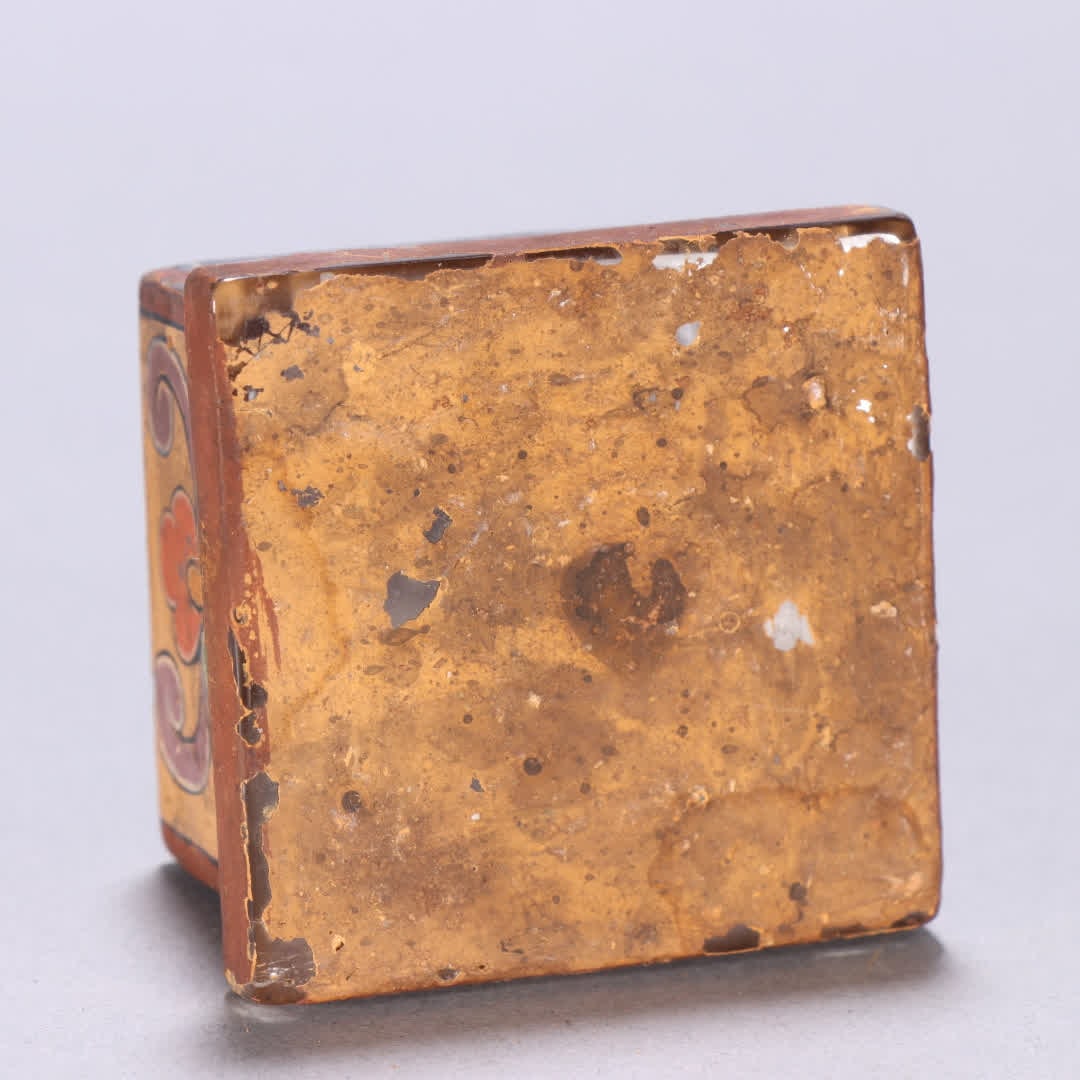 A crystal painted lid box - 9