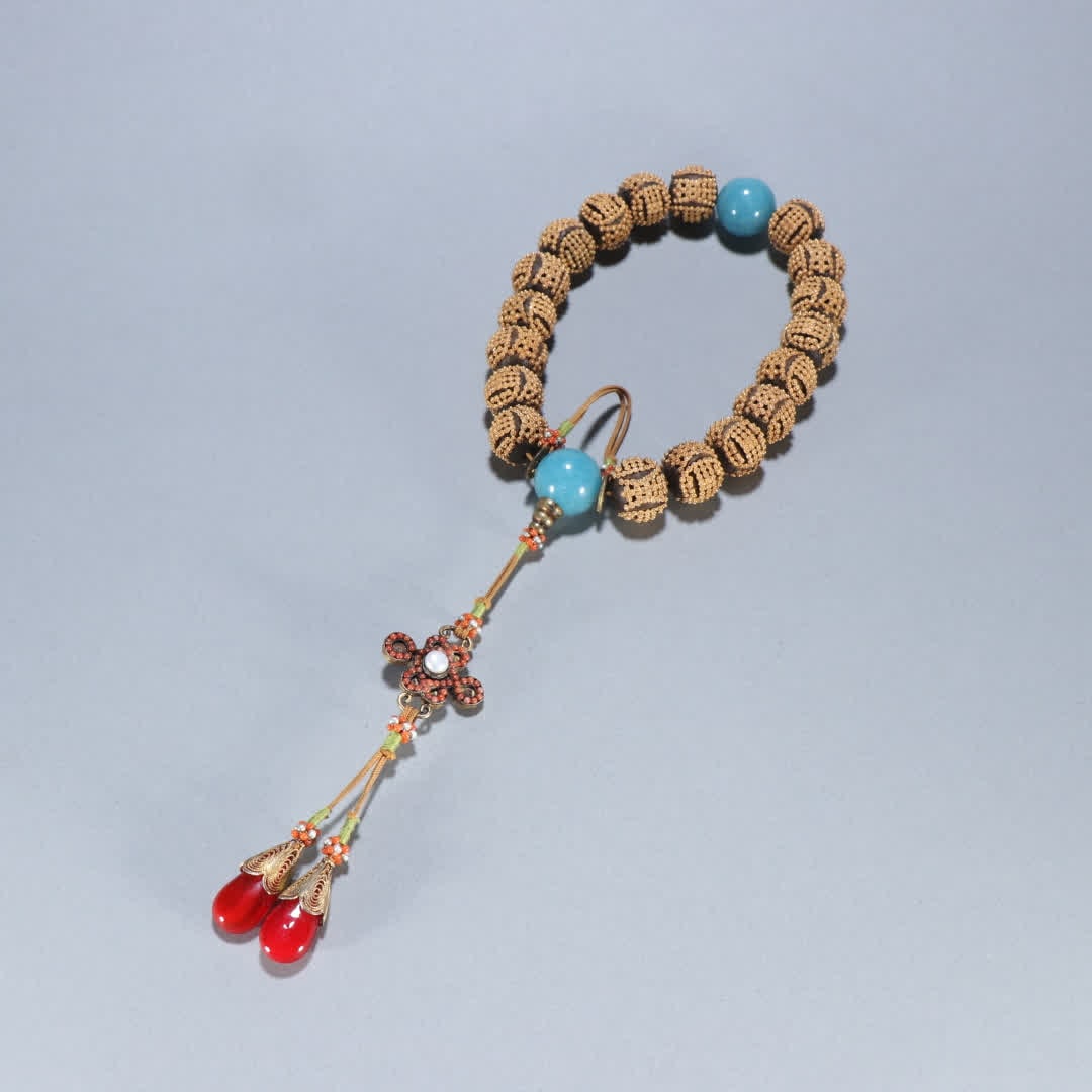 A piece of Qing Dynasty agarwood inlaid silver gilt longevity pattern eighteen sons hand: Qing Dynasty agarwood inlaid silver gilt longevity pattern eighteen sons handheld SIZE: Bead diameter 1.7cm W: 122.3g (The Dimensions Of All Batches Are Manually Measured.If You Need More Detailed Inf