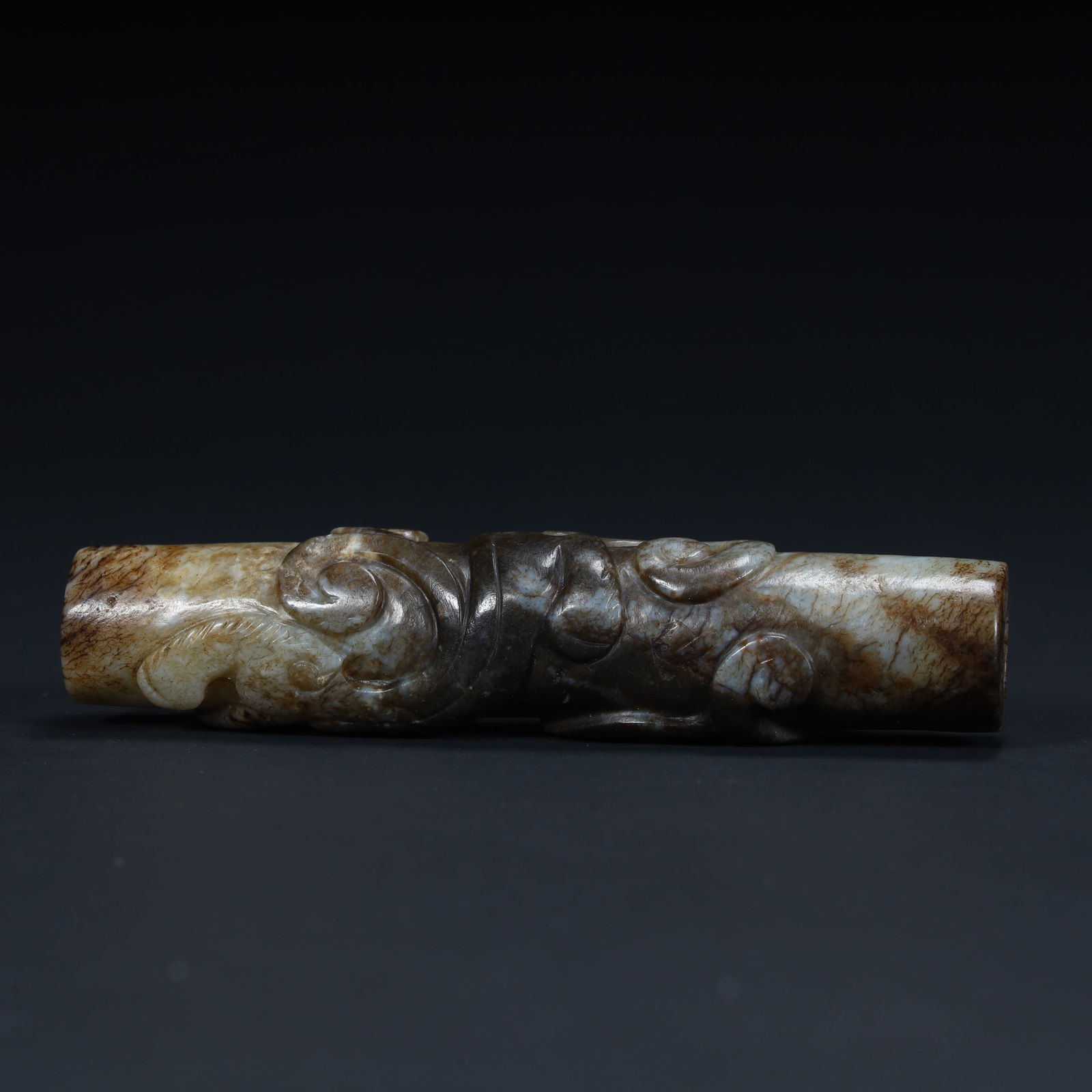 An ancient dragon pattern jade resin - 7