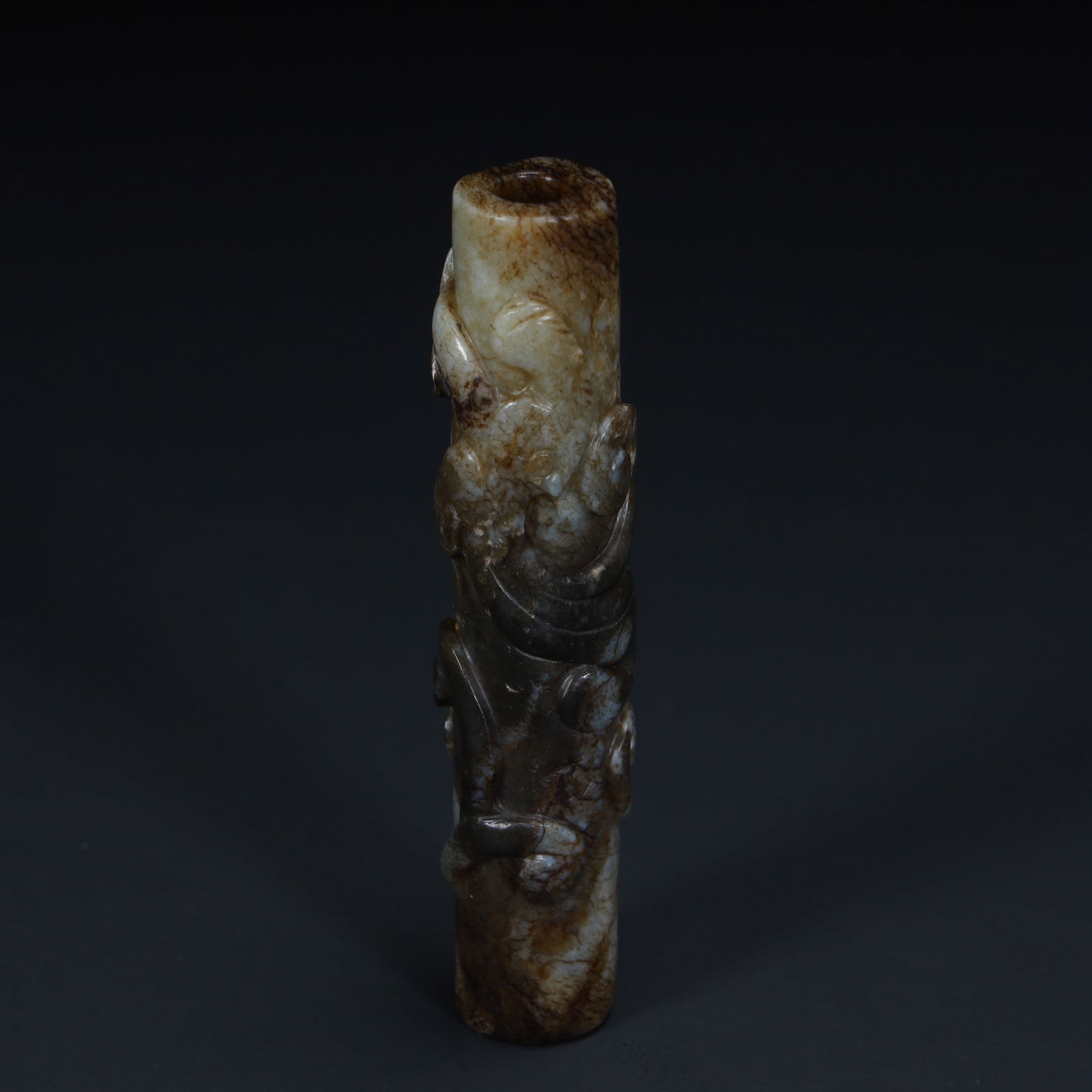 An ancient dragon pattern jade resin - 8