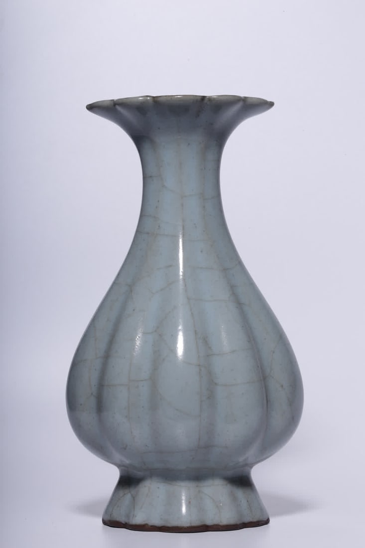 A Longquan official begonia bottle - 4