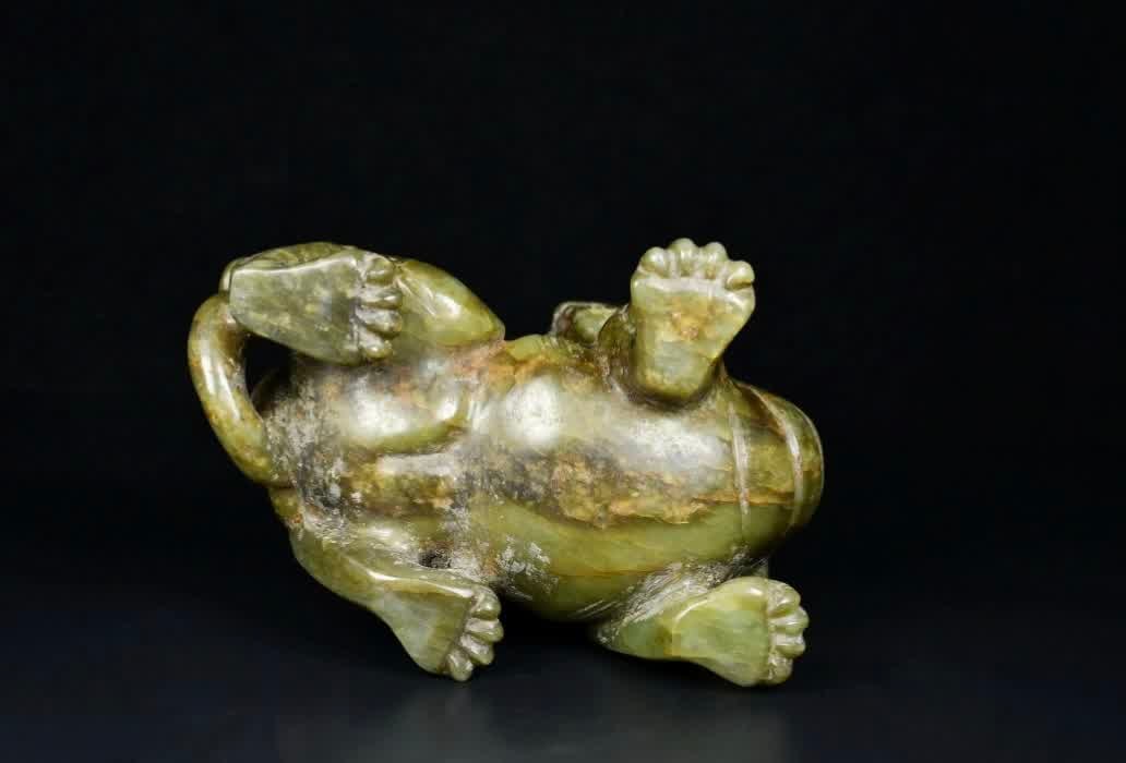 A Han Dynasty jade unicorn - 9