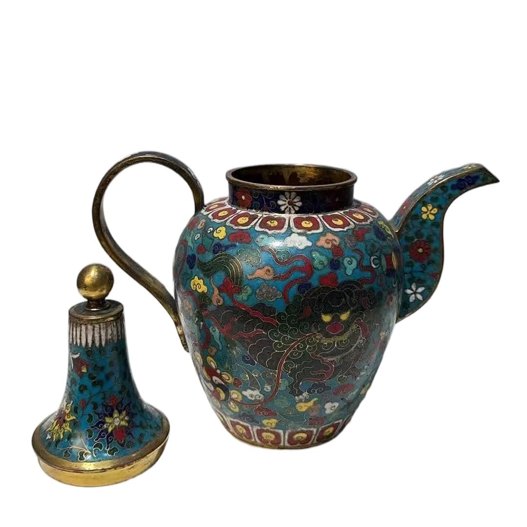 A Daming Jiaqing cloisonné teapot - 2