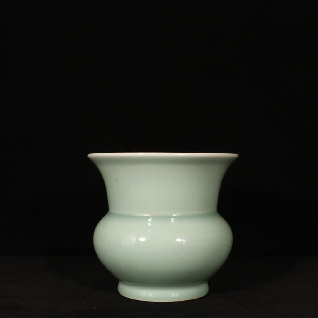 A Qing Kangxi bean celadon slag bucket - 3