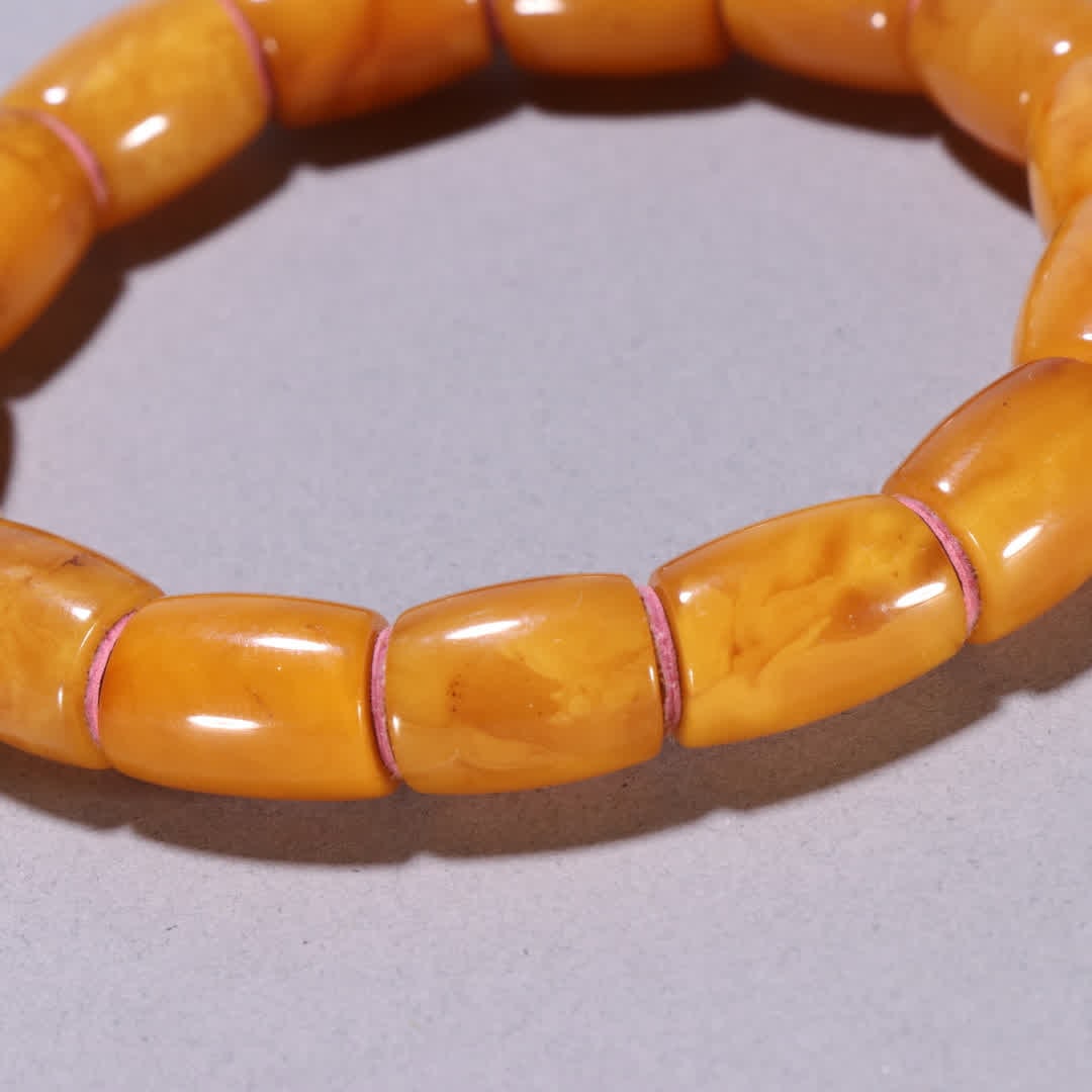A Qing Dynasty beeswax bracelet - 8