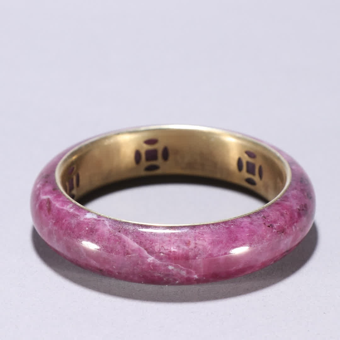 A Qing Dynasty ruby gold-filled bracelet - 5