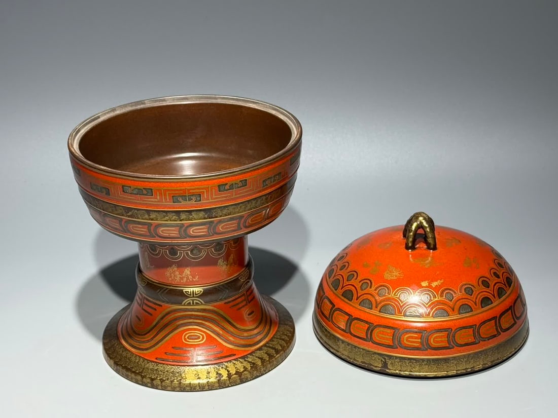 A Qing Qianlong bronze glazed gluttonous pattern - 6