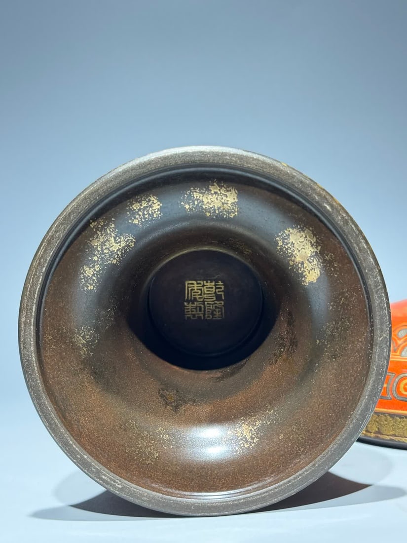 A Qing Qianlong bronze glazed gluttonous pattern - 8