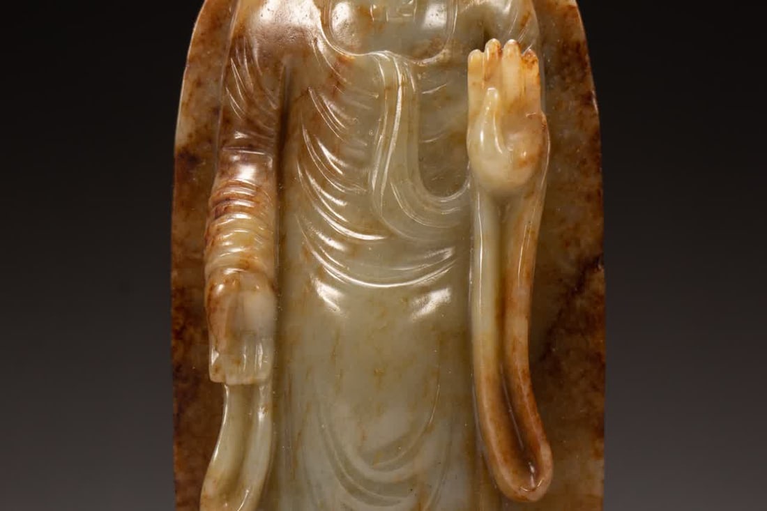A Ming Dynasty Hetian jade Buddha statue - 3