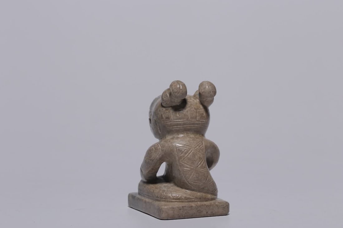 A Hetian jade dragon button seal - 2