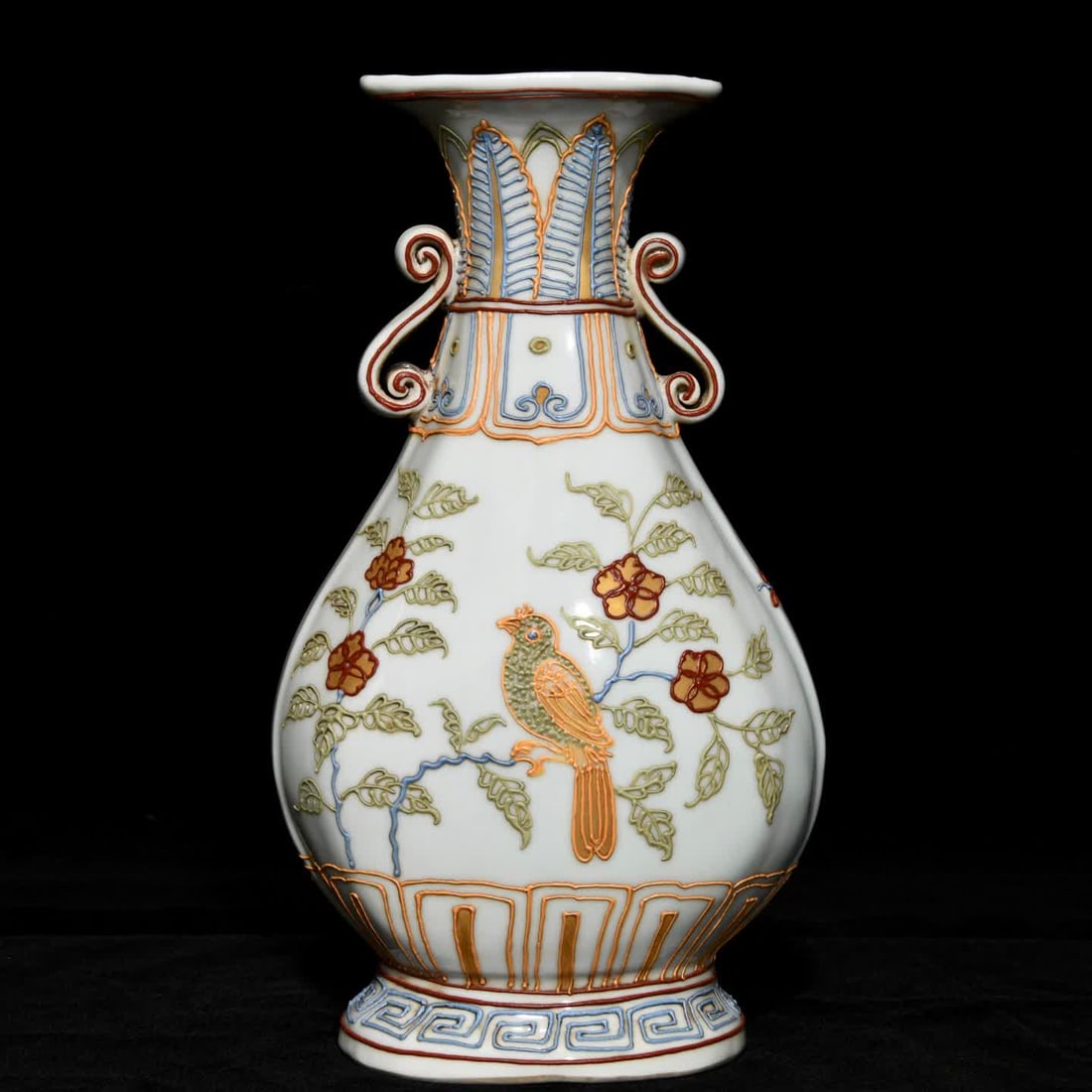A flat bottle with a flower and bird pattern - 3