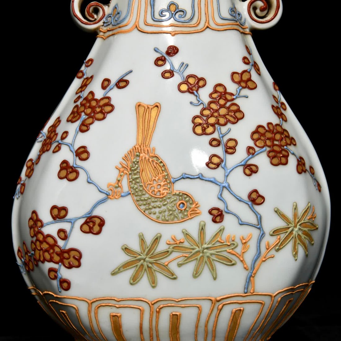 A flat bottle with a flower and bird pattern - 8