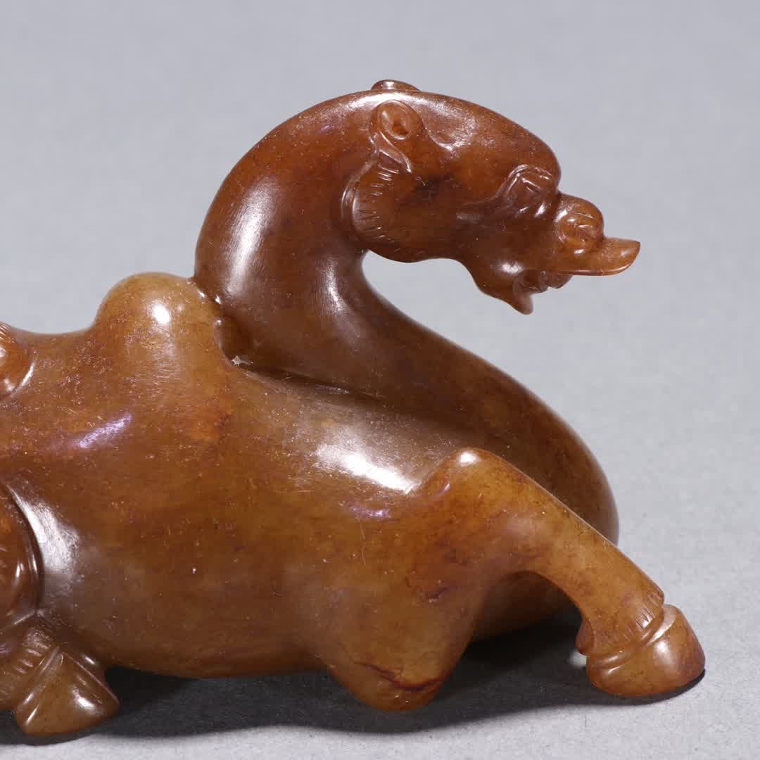 An ancient jade camel ornament - 2