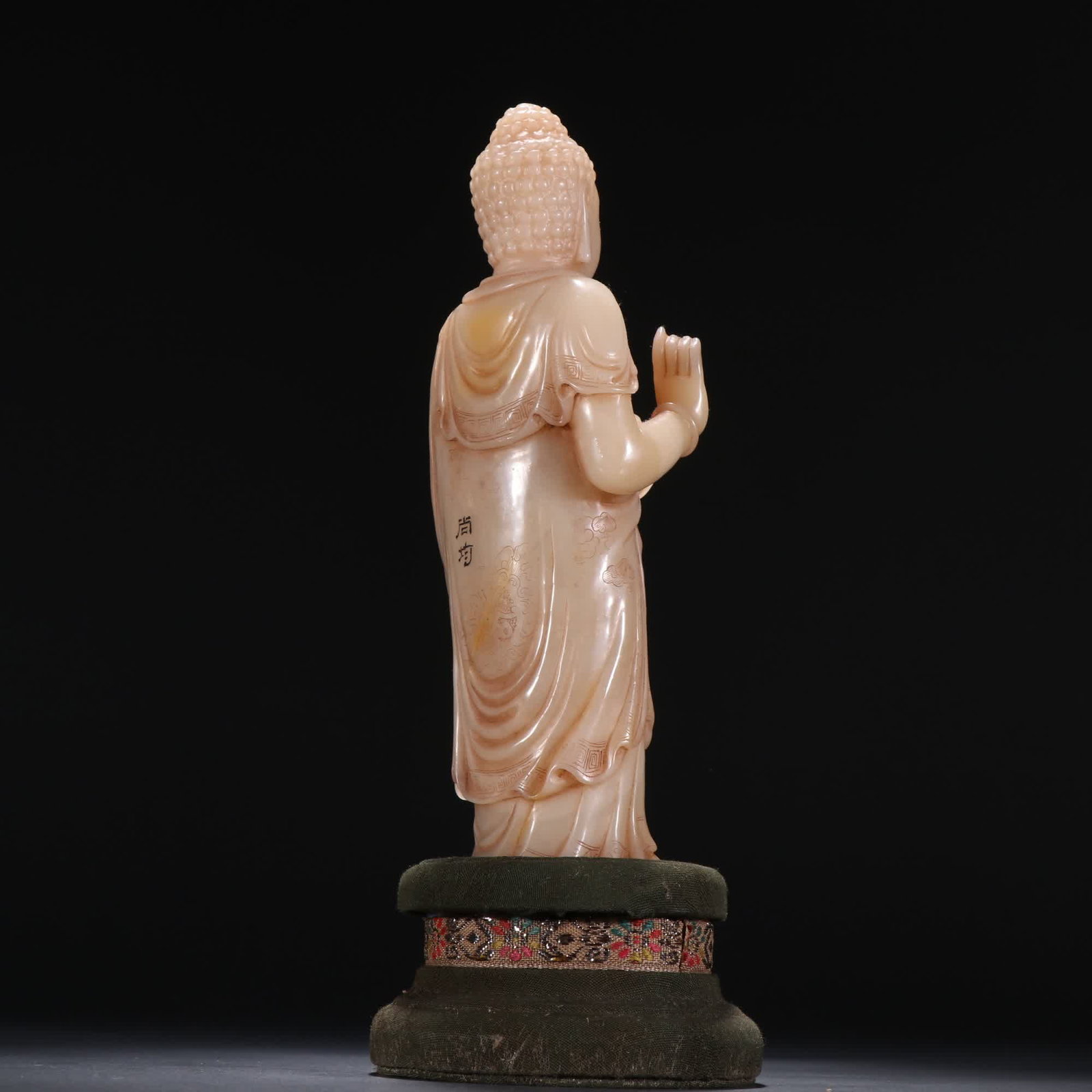 A Qing Dynasty Shoushan stone Buddha pattern statue - 8
