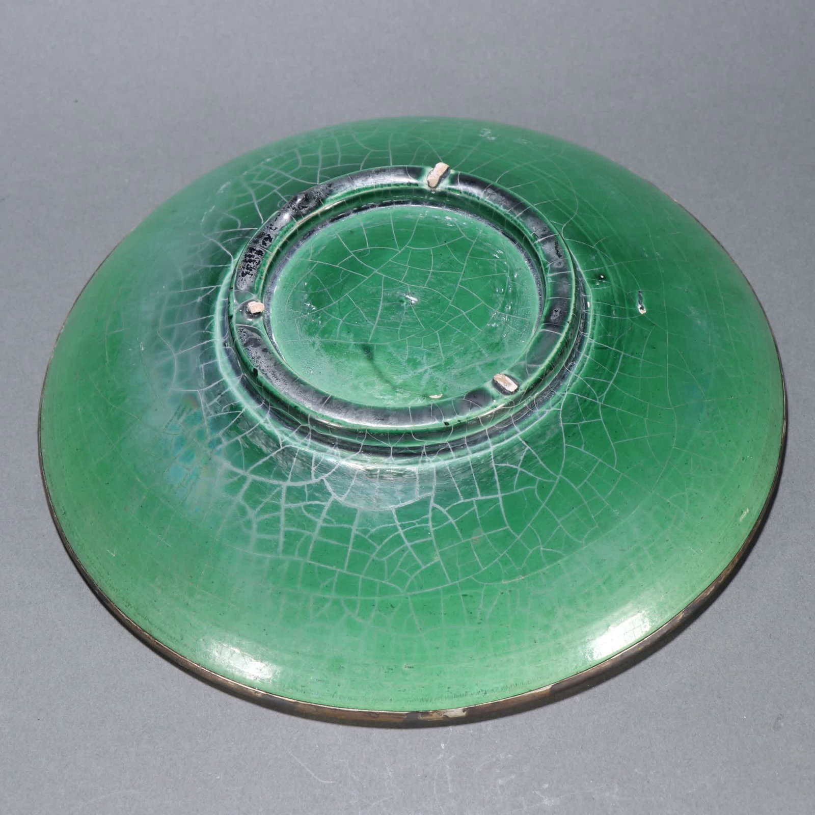 A green glazed gold-engraved plate - 8