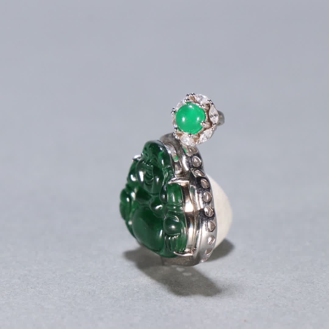 A jade Maitreya pendant - 3