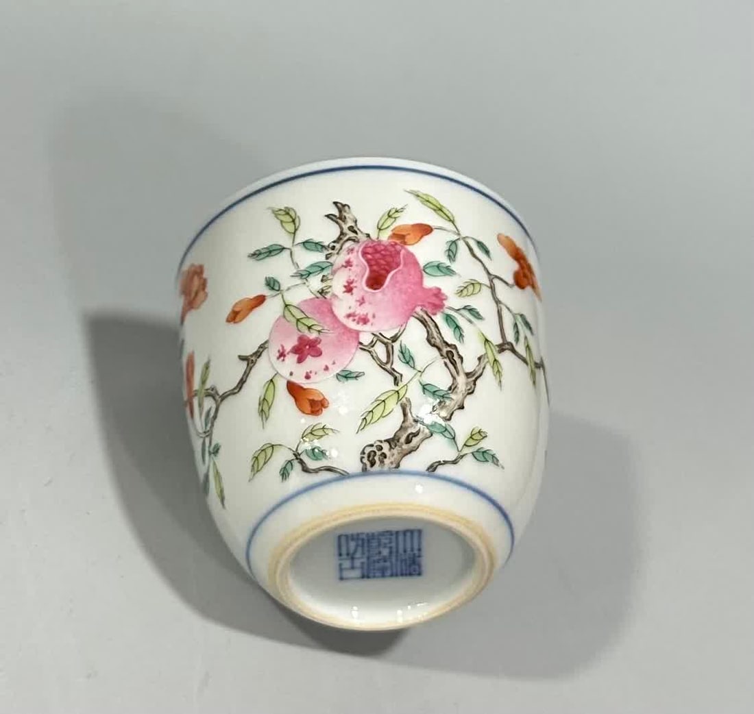 A Qing Qianlong pastel pomegranate pattern cup - 5