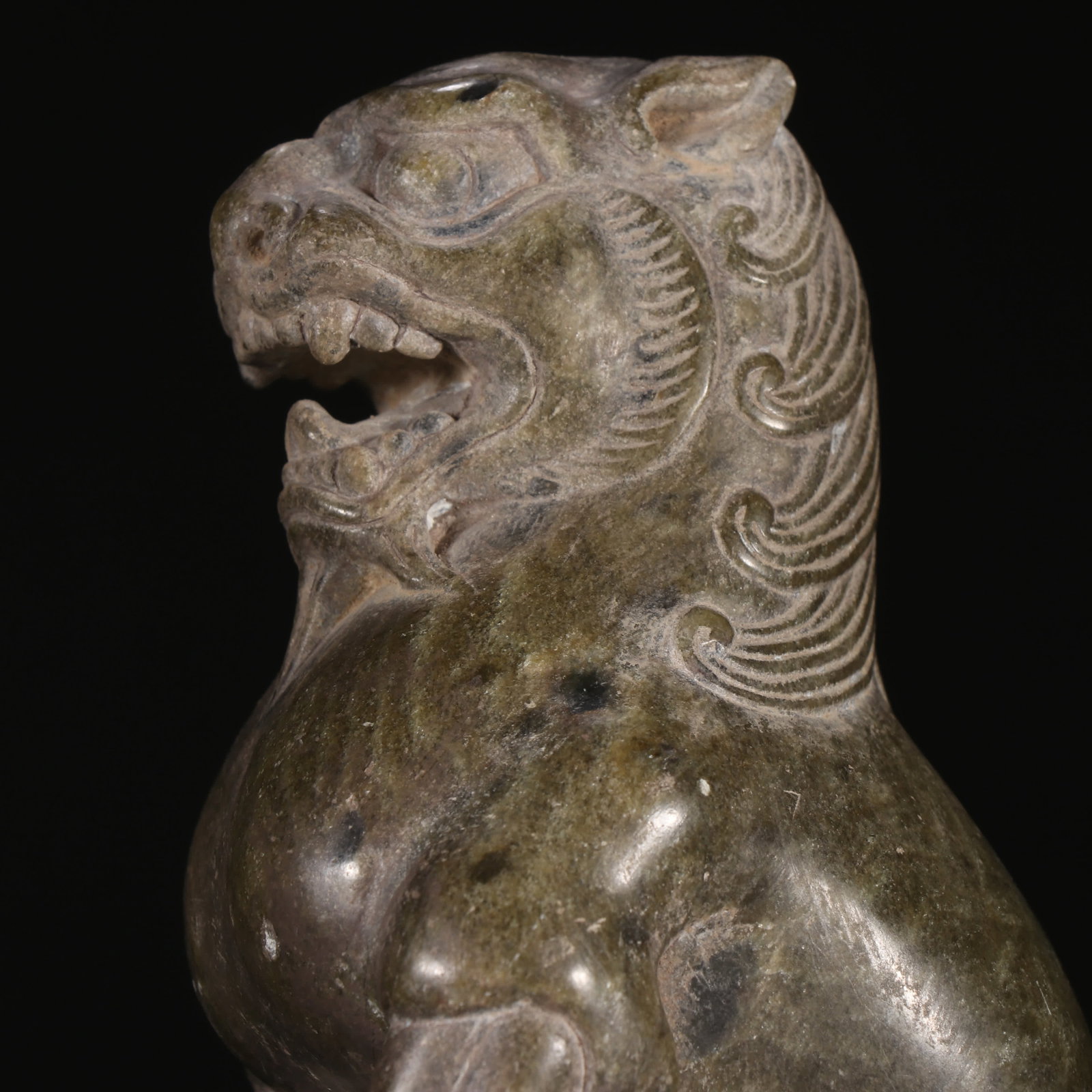 A bluestone beast ornament - 2